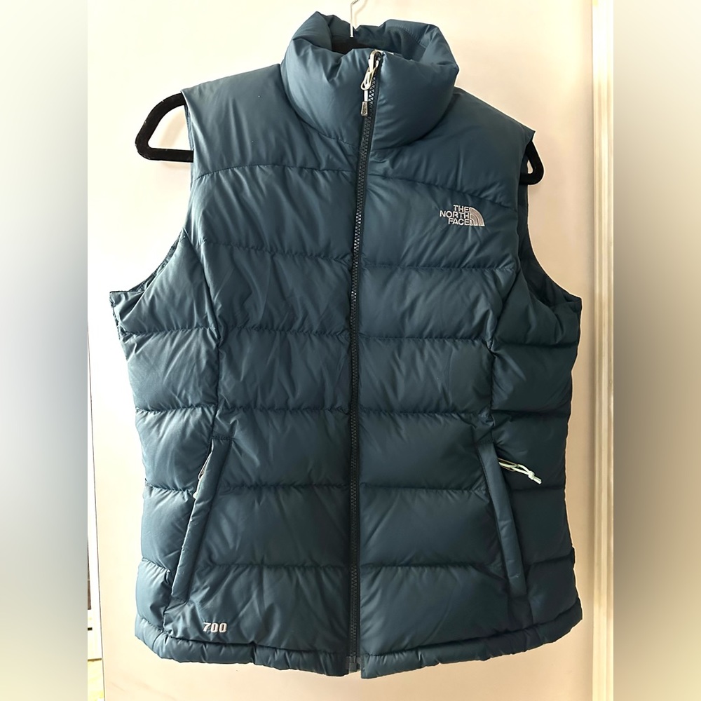 North Face Womens Teal Puffer Vest 700 Down Winter Size M VGUC Very Puffy WARM